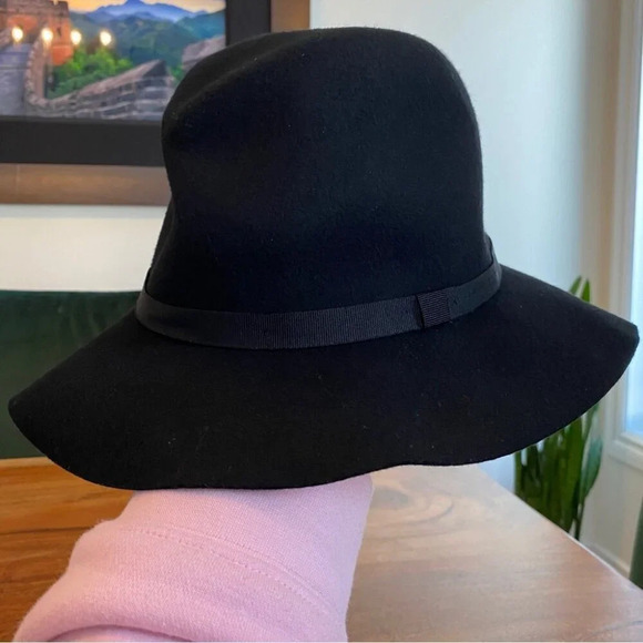 Aritzia Auxiliary Black 100% Wool  Felt Hat XS/S - Picture 11 of 12
